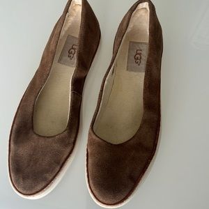 UGG Flats size 7.5